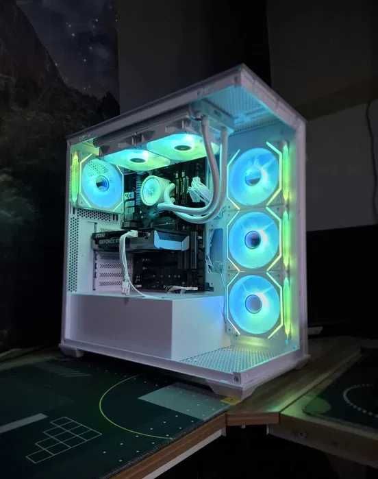 Core I7 13700F | RTX 5060 TI | NOWY KOMPUTER DO GIER | 32GB RAM | 1TB SSD | WI-FI | Chłodzenie Wodne | OD FIRMY | 2 LATA GWARANCJI | Białe Akwarium