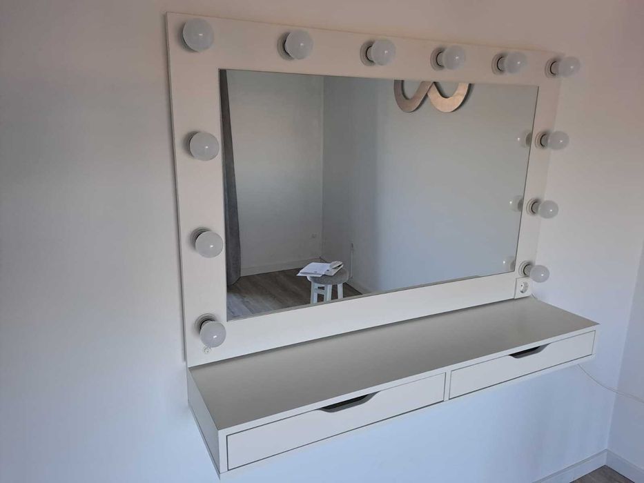 Espelho Maquilhagem com 12 lâmpadas