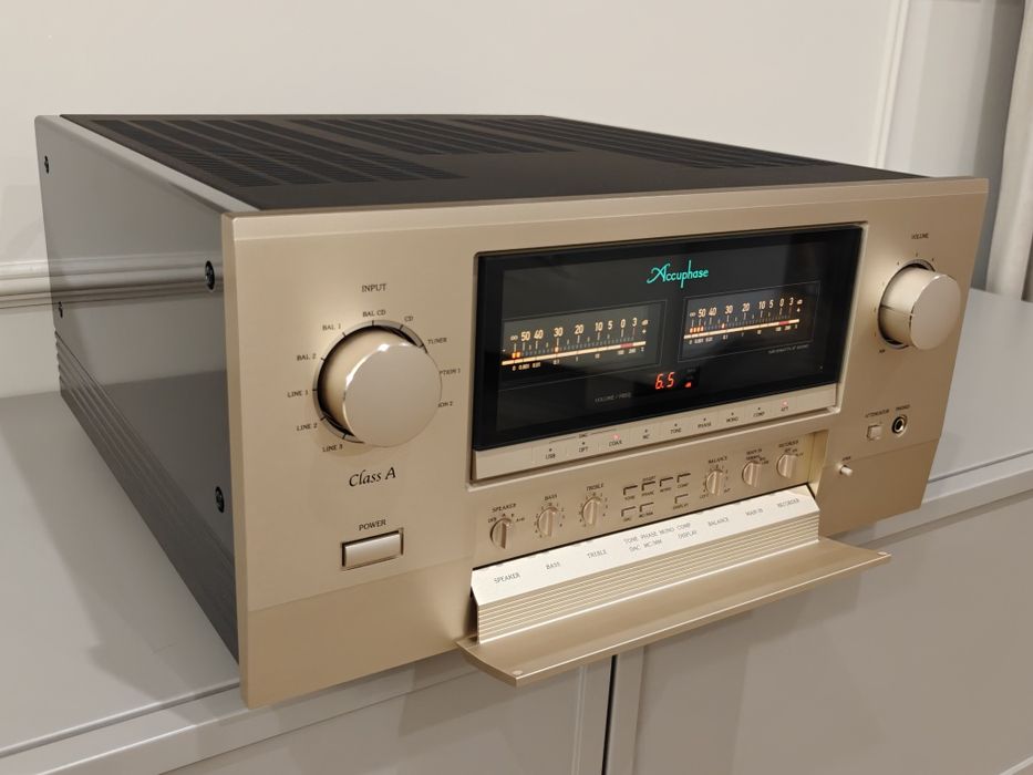 Accuphase E800 - wzmacniacz integra