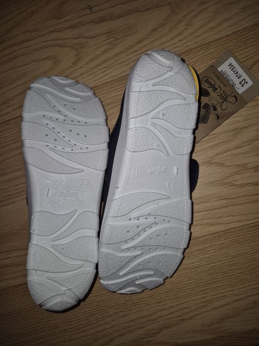 Trampki, tenisówki, kapcie szkolne r. 33 Befado