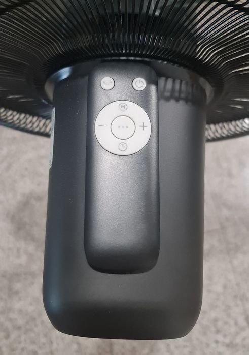 Ventoinha de Pé BECKEN BSF9071 (3 velocidades - Diâmetro: 40 cm)