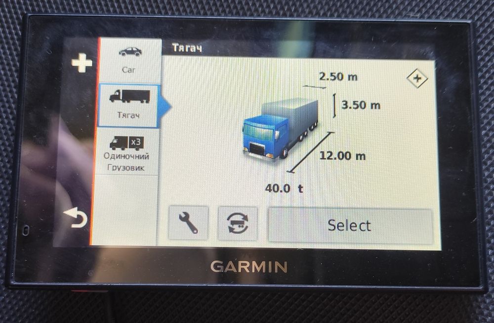 Навігатор Garmin dezl-570 для вантажівок