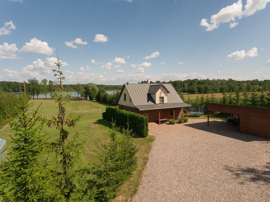 Dom z prywatną plażą mazury nad jeziorem wypoczynek