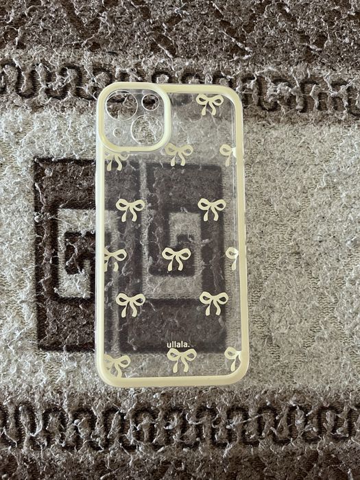 Чехлы на Iphone 13