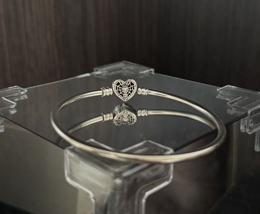 Pandora Браслет "Маска Людини-павука" та кільце "Червоне серце"