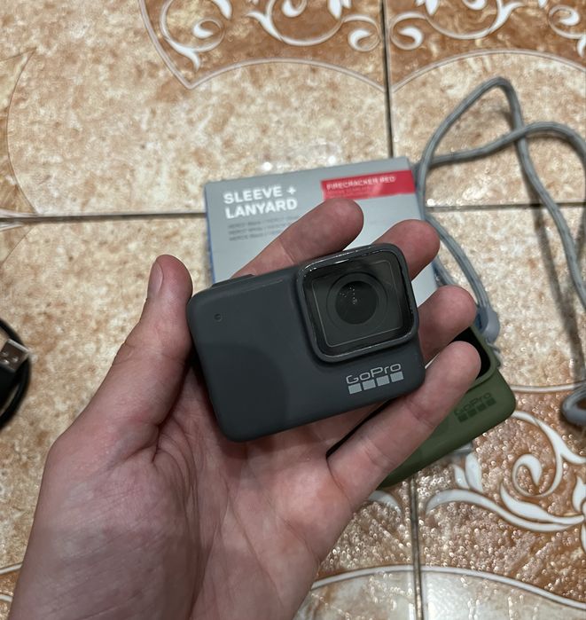 Продам Go pro hero 7 silver в хорошем состоянии