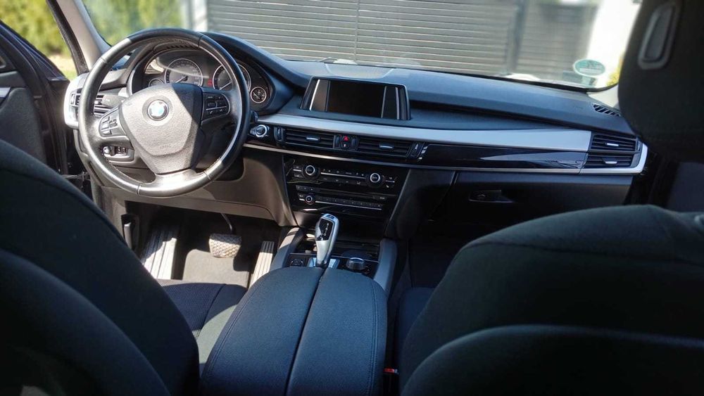 Sprzedam BMW X5 2015 2,5d
