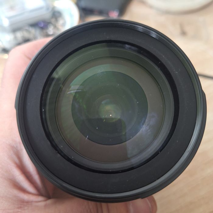 Обьектив Nikon 18-105