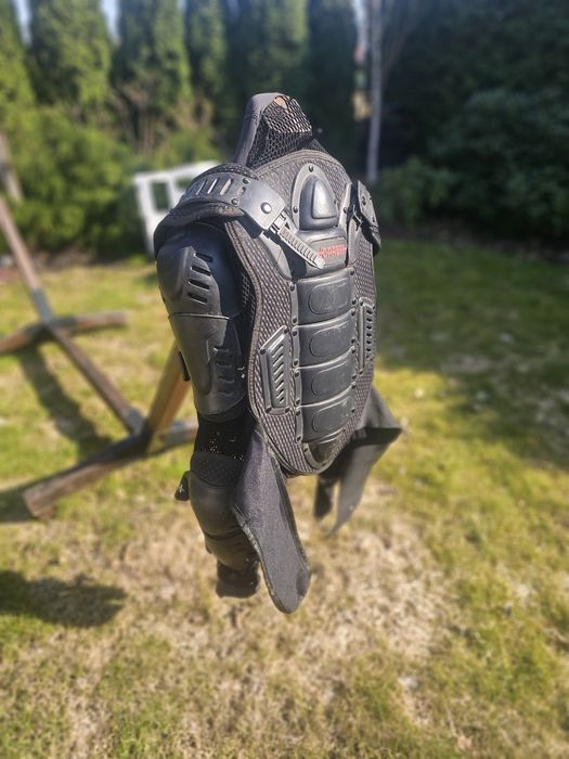 Zbroja , Buzer Gareth rozmiar M