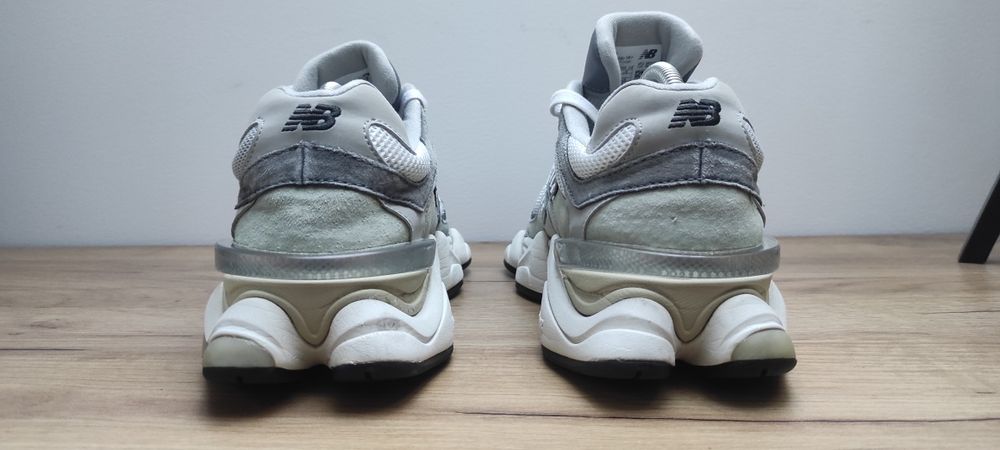 New Balance 9060 42r.