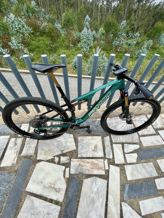 Megamo Track Factory SLR