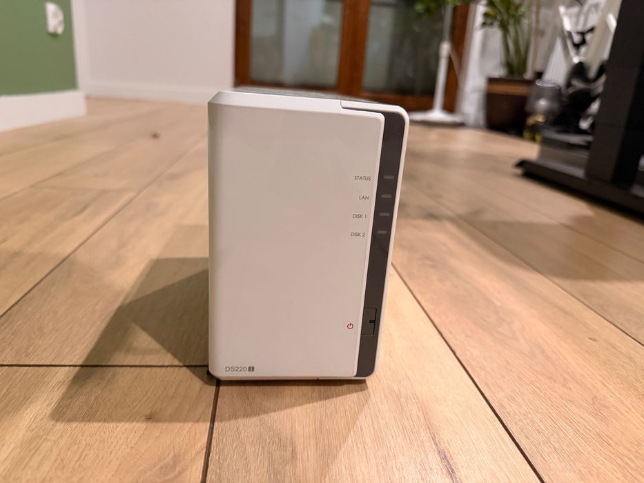 Serwer NAS DS220j
