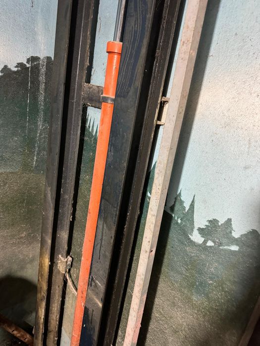 Vendo elevador monta cargas