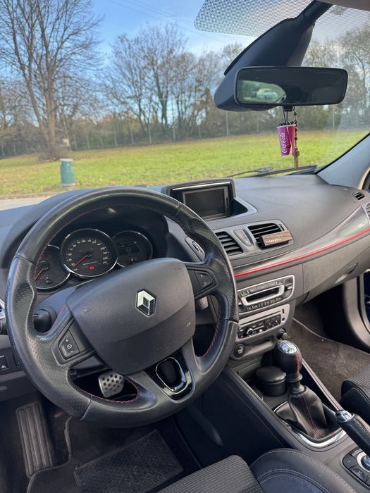 Renault Mégane Coupé GT Line 1.5 dCi – 2012