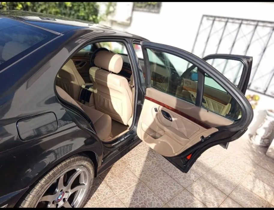 Para venda BMW 523i — photo 5