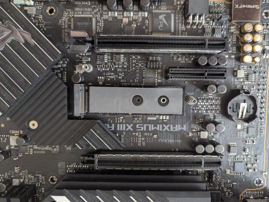 Материнська плата Asus ROG Maximus XIII Apex