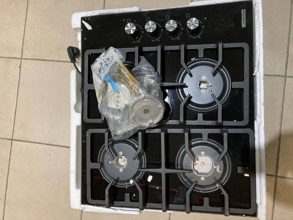 Варочная поверхность GPG 3211 BF газ стекло 4 к. газконт. (GRUNHELM)