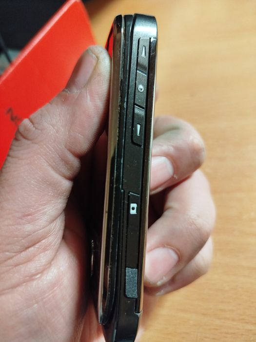 Nokia e66 з коробкою