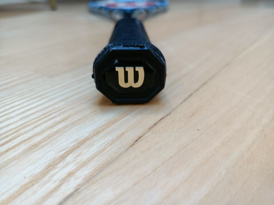 Rakieta do squasha Wilson Py 145 Squash Racquet. Ślady użytkowania wid