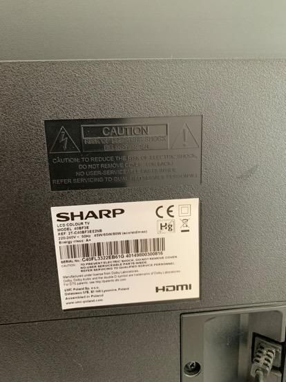 TV Sharp 40 polegadas (como nova)