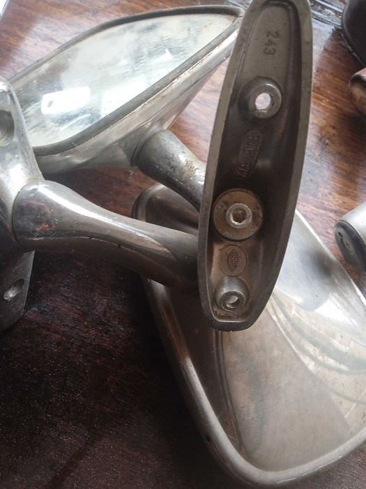 Clássicos Antigos espelhos cromados