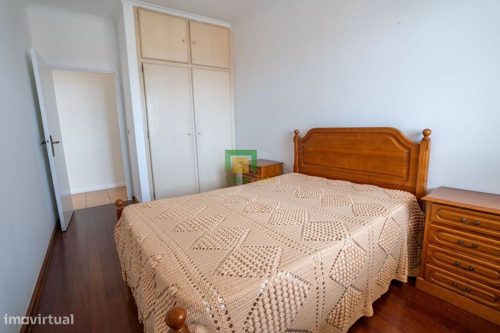Apartamento T1 Santa Cruz