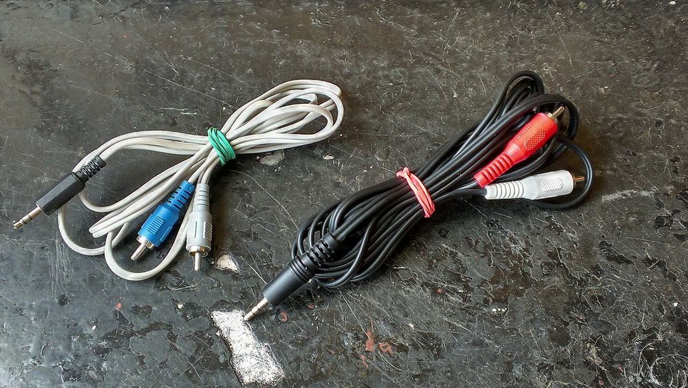 Кабель-переходник 2XRCA штекер - 3.5mm Jack стерео-папа/мама