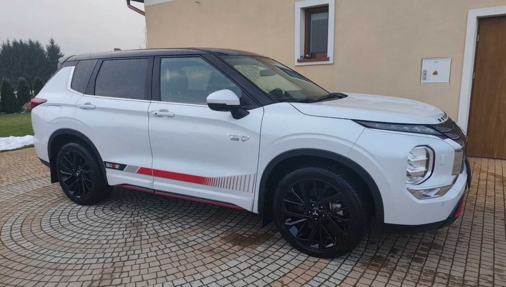 2024 Mitsubishi Outlander