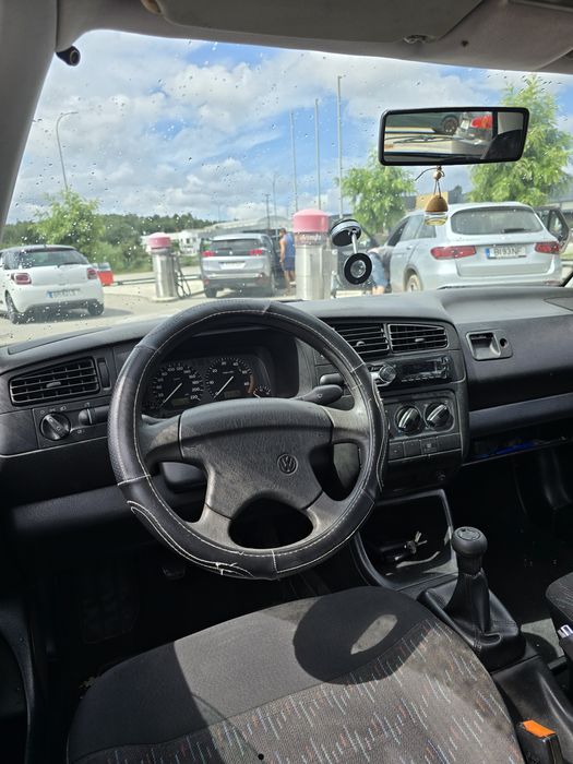 Volkswagen Golf 99
