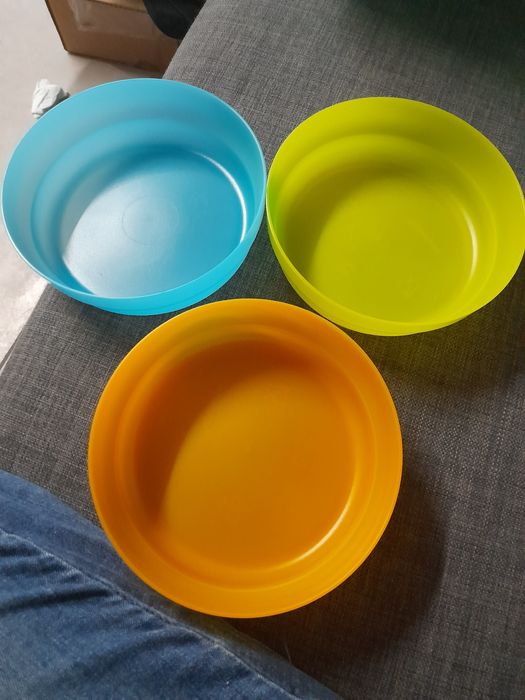 3 tupperware de armazenar