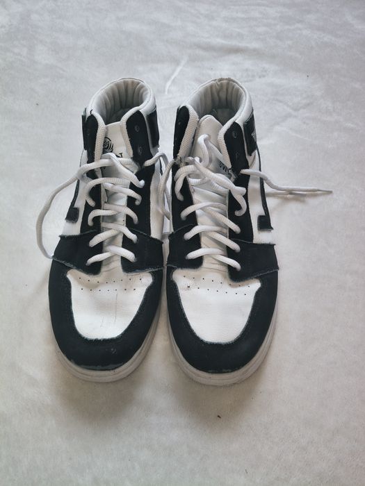Stylowe czarno-białe sneakersy wysokie / buty sportowe za kostkę