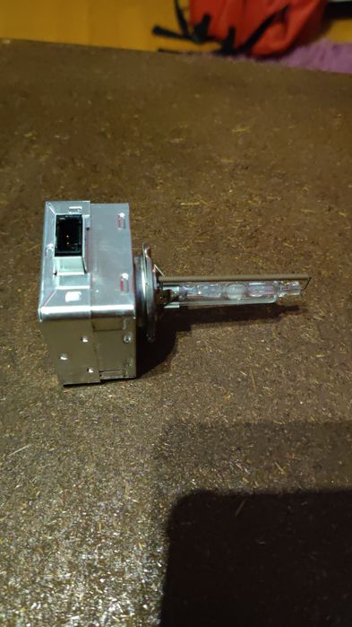 Lâmpada Xenon D3S Philips usada