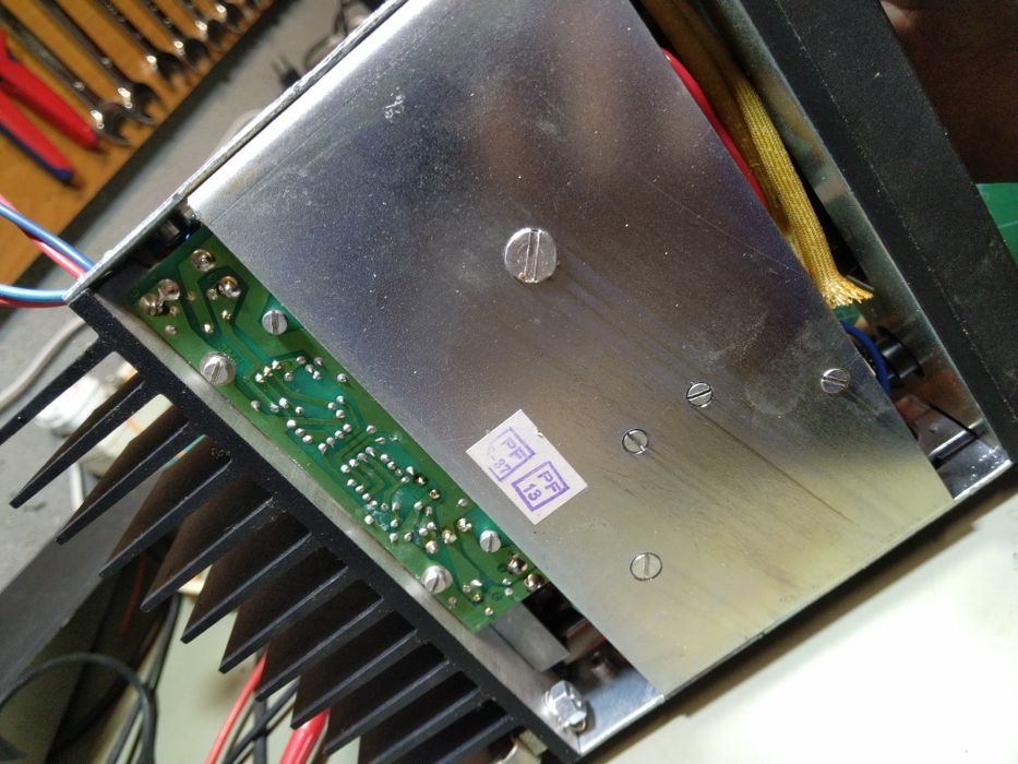 Zasilacz Radmor radiostacja