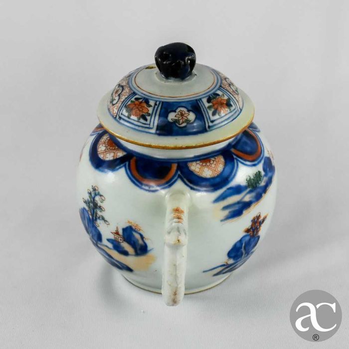 Bule em porcelana da China, Dinastia Qing, Período Qianlong séc. XVIII