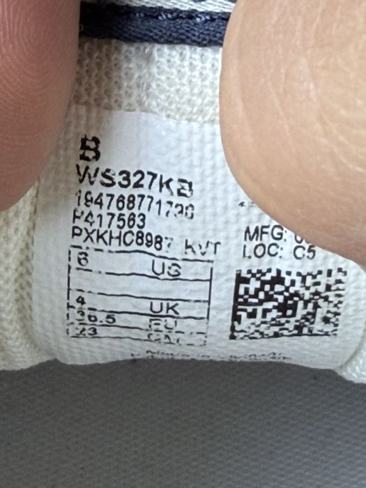 New Balance 327  розмір 36.5