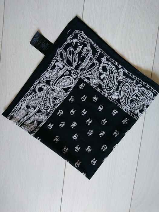 Бандана хустка для байкера стоматолога H&M