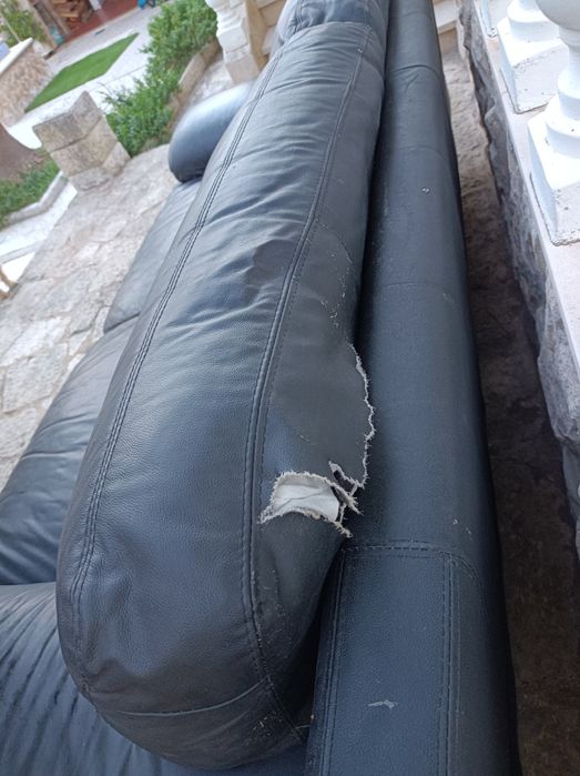 Sofá em pele genuína