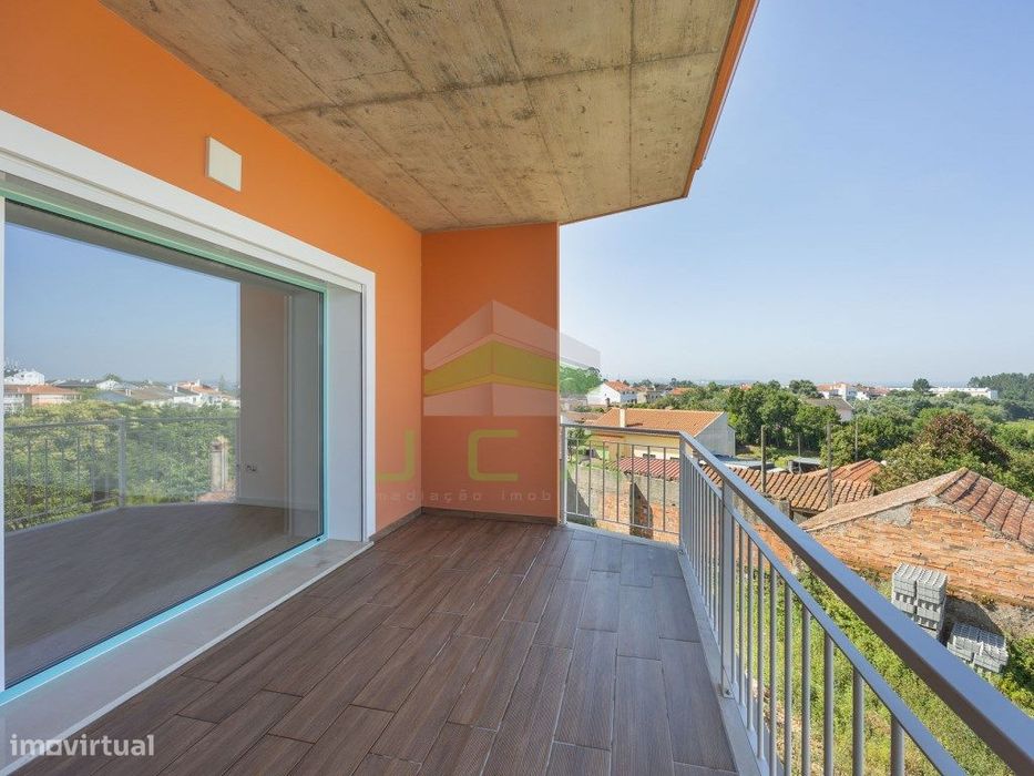 Apartamento T2 semi-novo