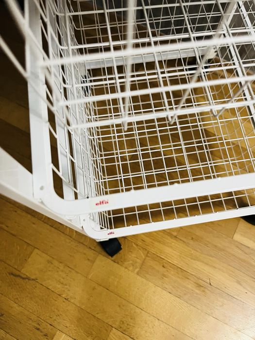 Regał biały na kółkach
