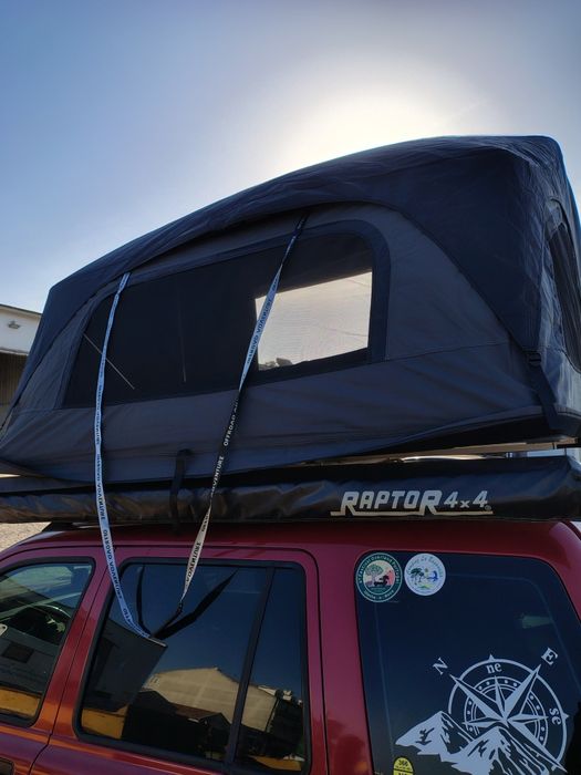 Tenda de tejadilho