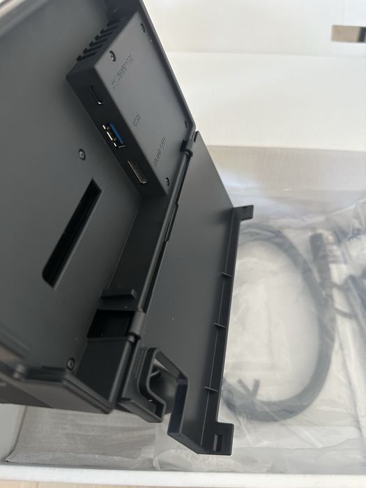 Dock + Grip Nintendo Switch