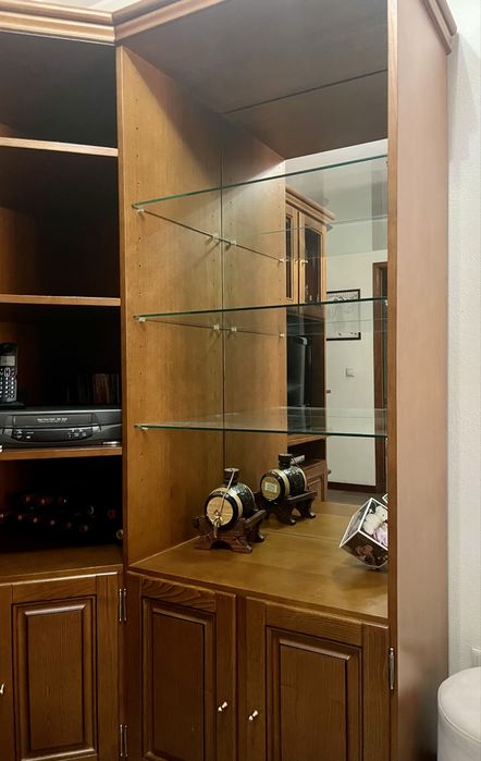 Móvel de Canto para Sala / Estante Modular em Madeira