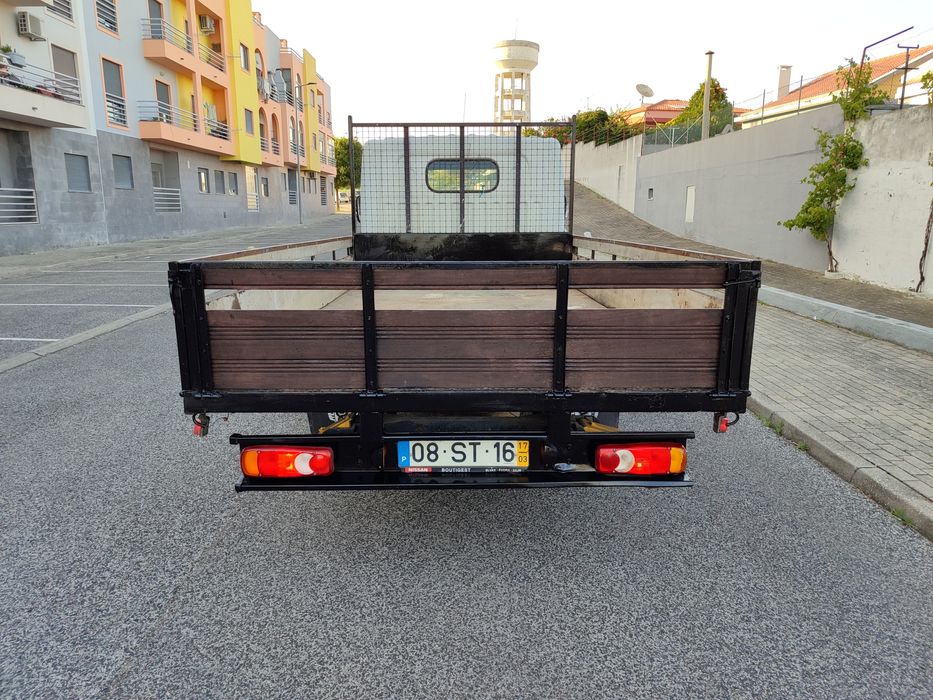 Nissan Cabstar NT400 3.0D-ID