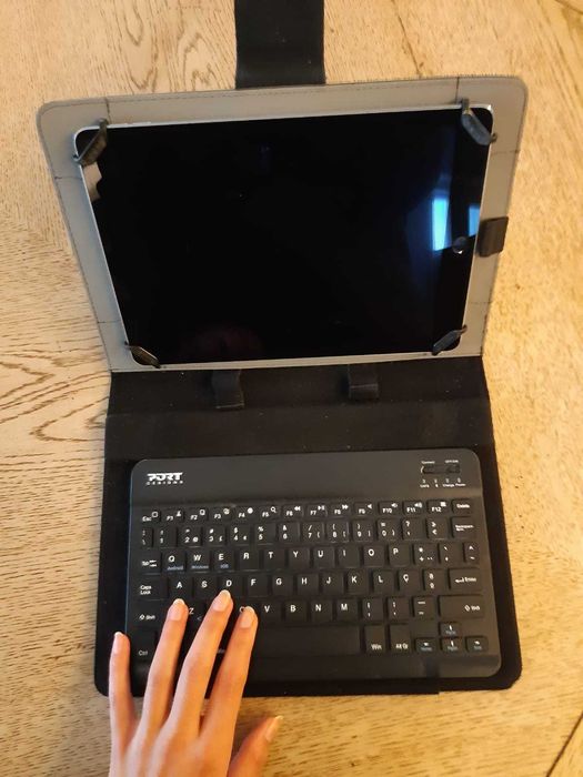 iPad Air 2 64 GB (Ótimo estado) + Capa com teclado