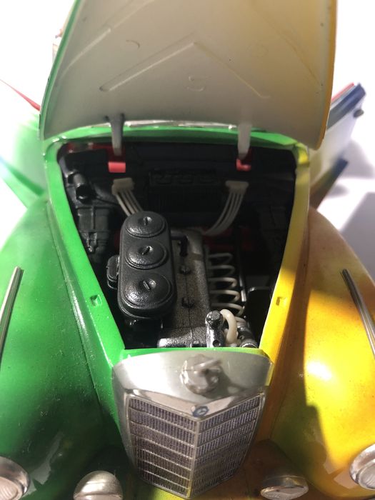 Mercedes 300S de 1955 escala 1/18