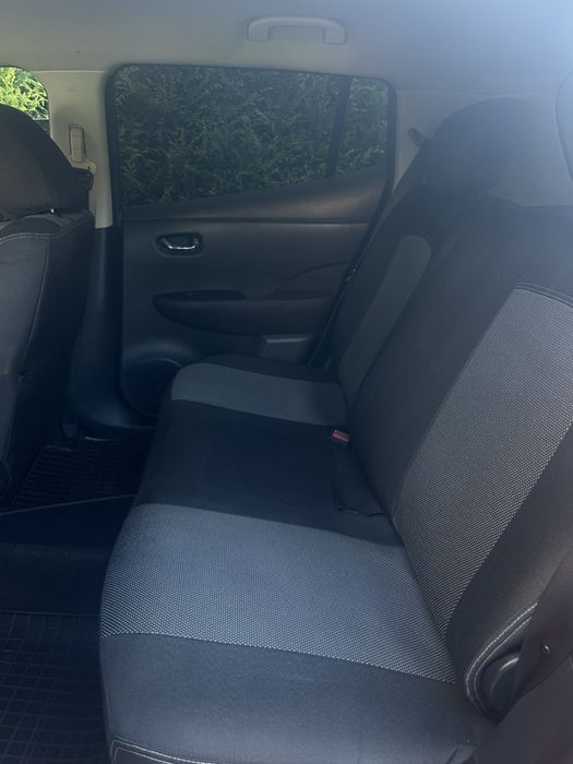 Сдам в аренду Nissan Leaf  Ниссан лиф 2013г. 300 км