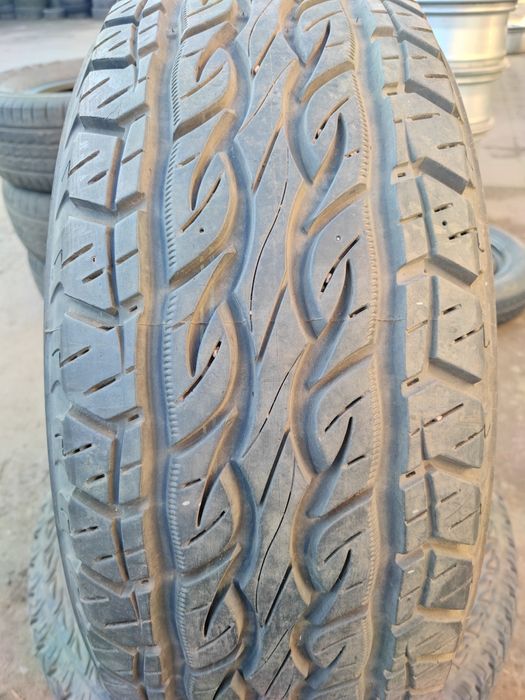 Шины 265/65/17 Kumho Road Venture Sat