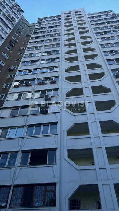 Без %Продаж 5-кім квартири на  вулиці Харківське шосе 56,