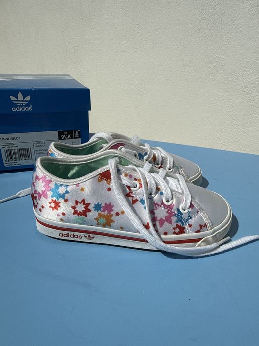 Adidas acetinadas