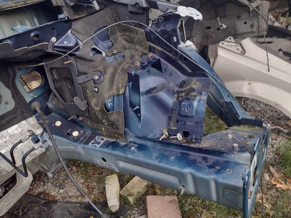 Chrysler Pacifica II 17- ćwiartka narożnik podłużnica lewa